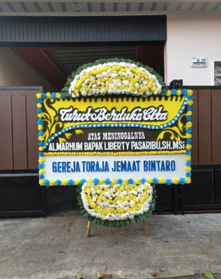 Papan Bunga Duka di Nanggerang