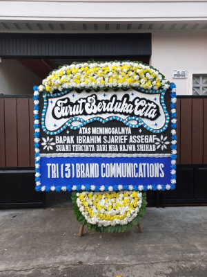 Papan Bunga Duka di Nanggerang